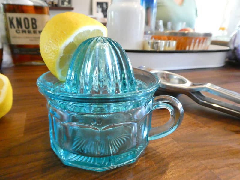 lemon juicer
